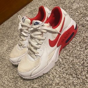 Nike Airmax Tennis Shoes